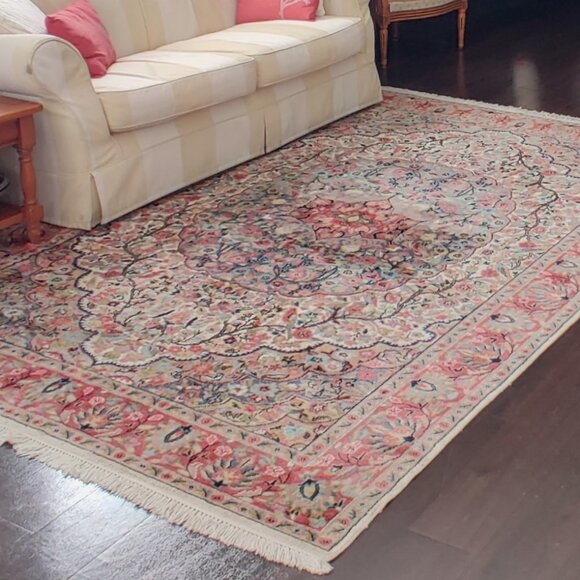 Cashmere Silk rug from Pakistan - Picture 4 of 9